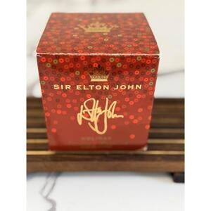 Sir Elton John × NEST Holiday Candle – Cranberry & Pomegranate – 7.5 oz